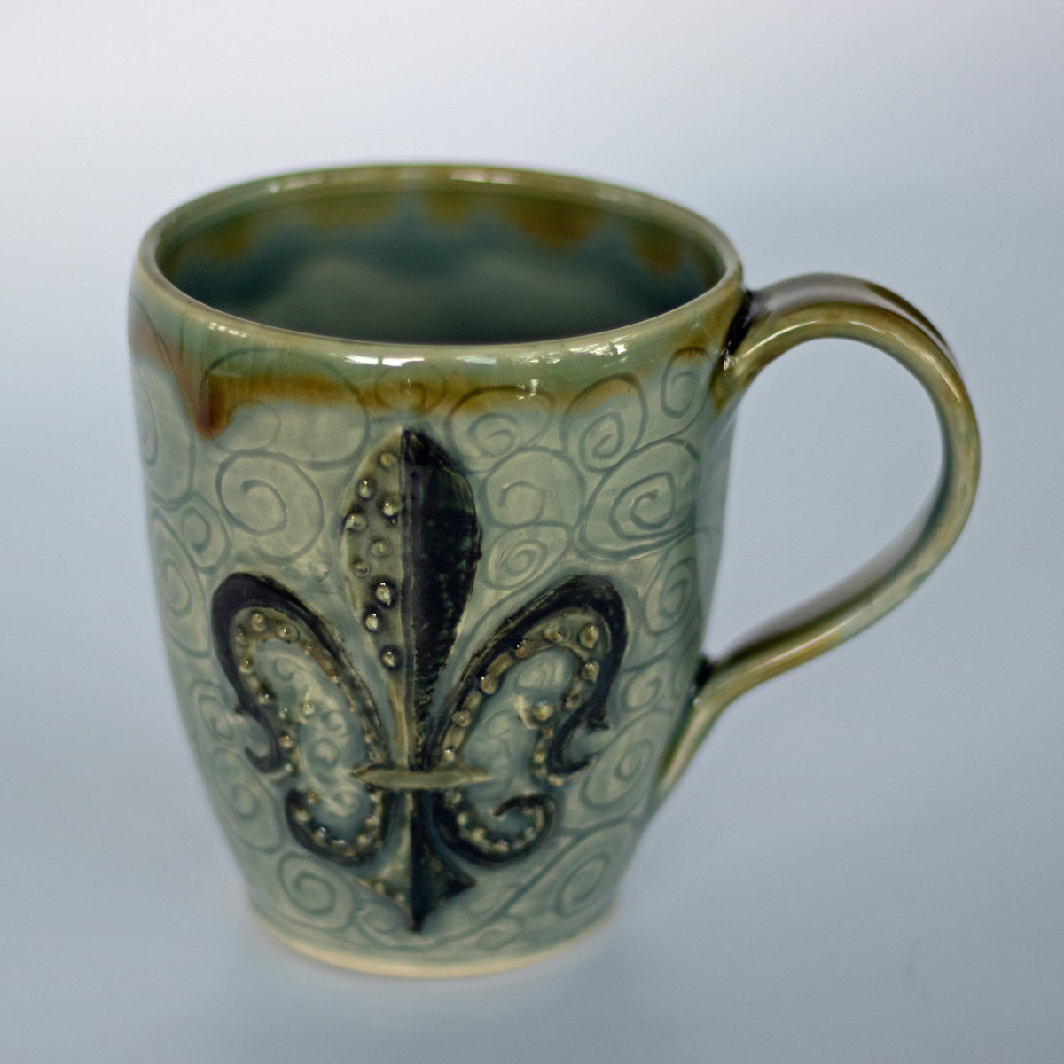 Fleur de lis Mug 1