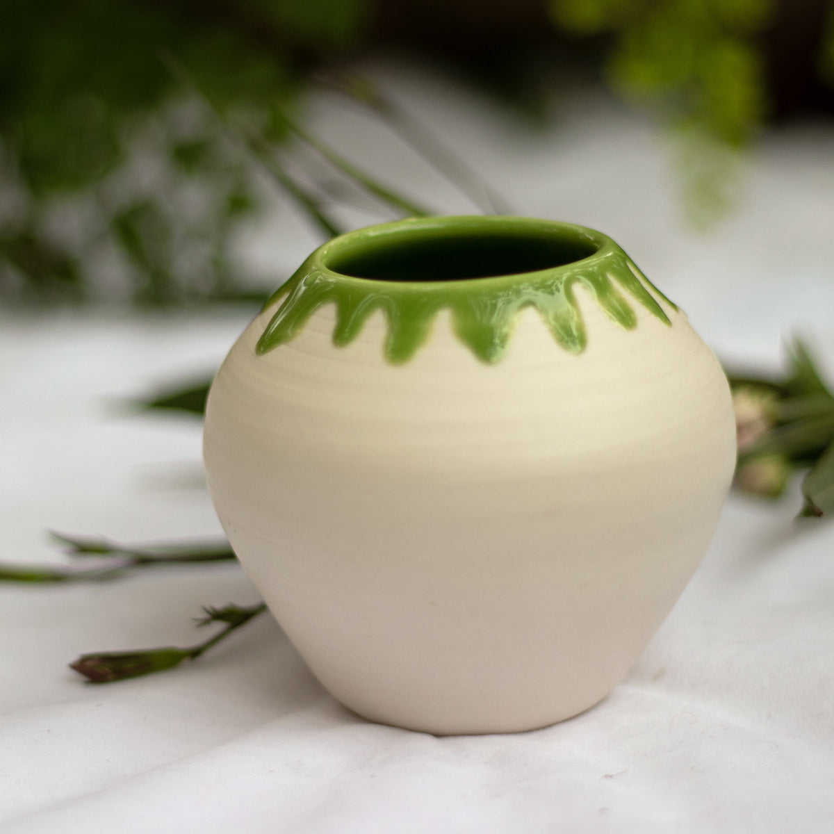 Mini Porcelain Drip Vase 12